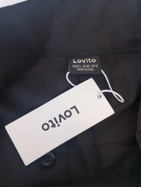 short social lovito