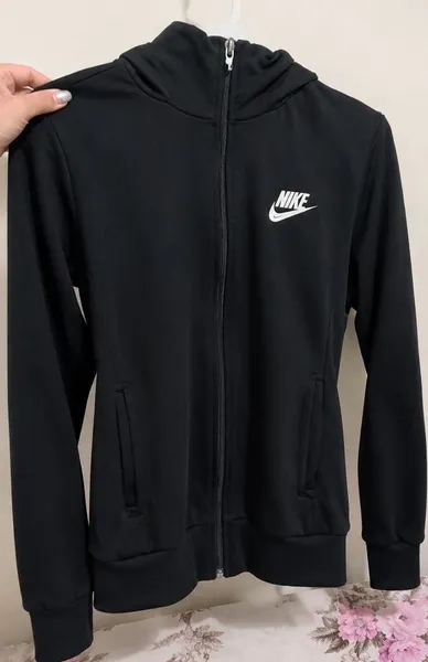 Blusa nike preta