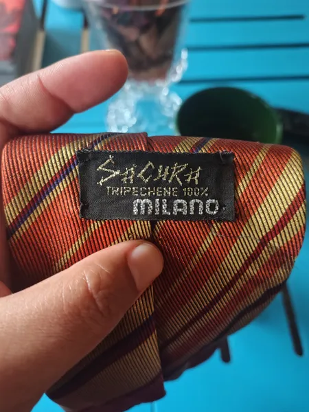 gravata Sacura Milano