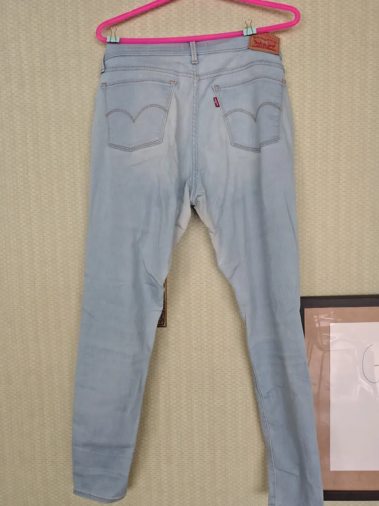 Calca Levis lavagem clara