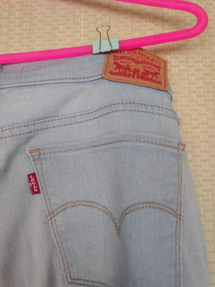 Calca Levis lavagem clara