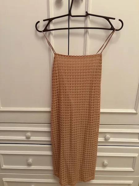 vestido curto oh boy malha crochê bege