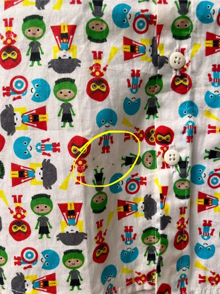 Camisa com estampa de herois