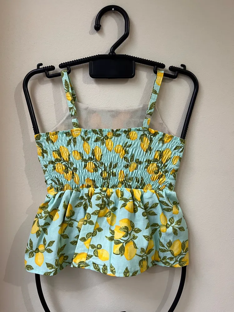 Conjunto com estampa de limoes