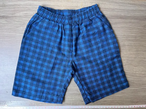 Kit duas peças / shorts estampado e xadrez