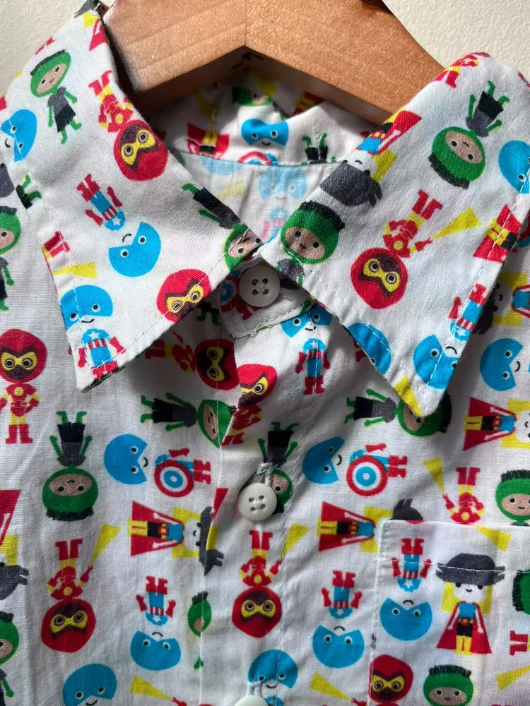 camisa infantil super heróis 4-5 anos