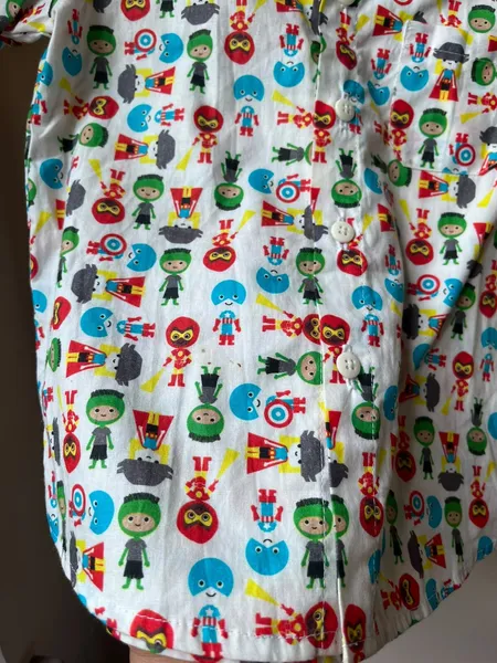 camisa infantil super heróis 4-5 anos