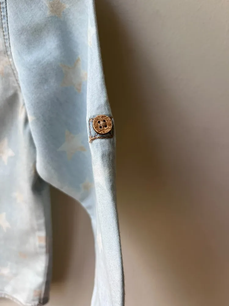 camisa infantil zara jeans estrelas 2/3 anos