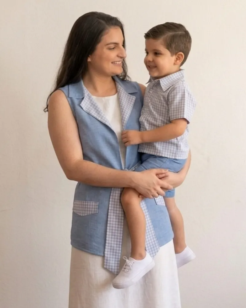 colete fem e camisa infantil xadrez azul tal mae e filho