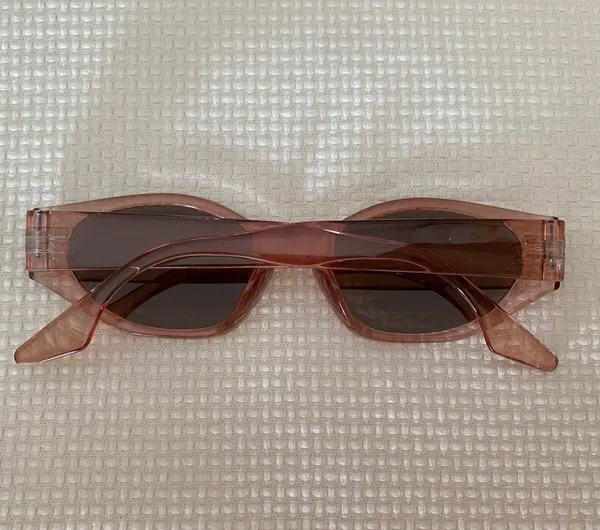 oculos de sol em acrilico rose