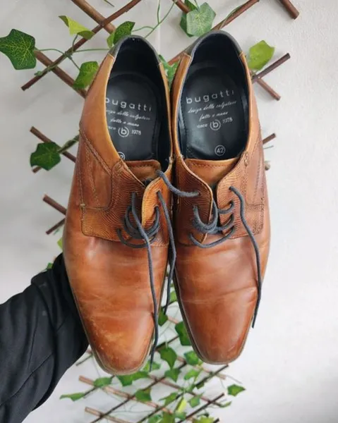 Sapato social masculino Bugatti em couro 42