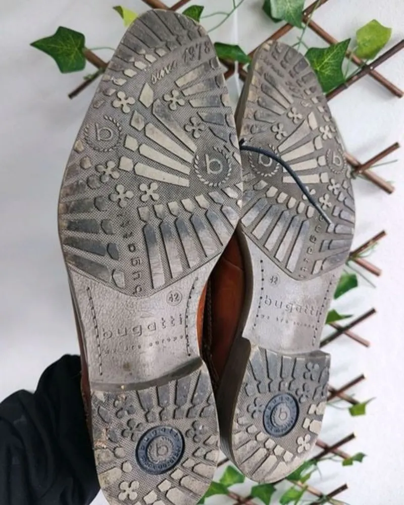 Sapato social masculino Bugatti em couro 42