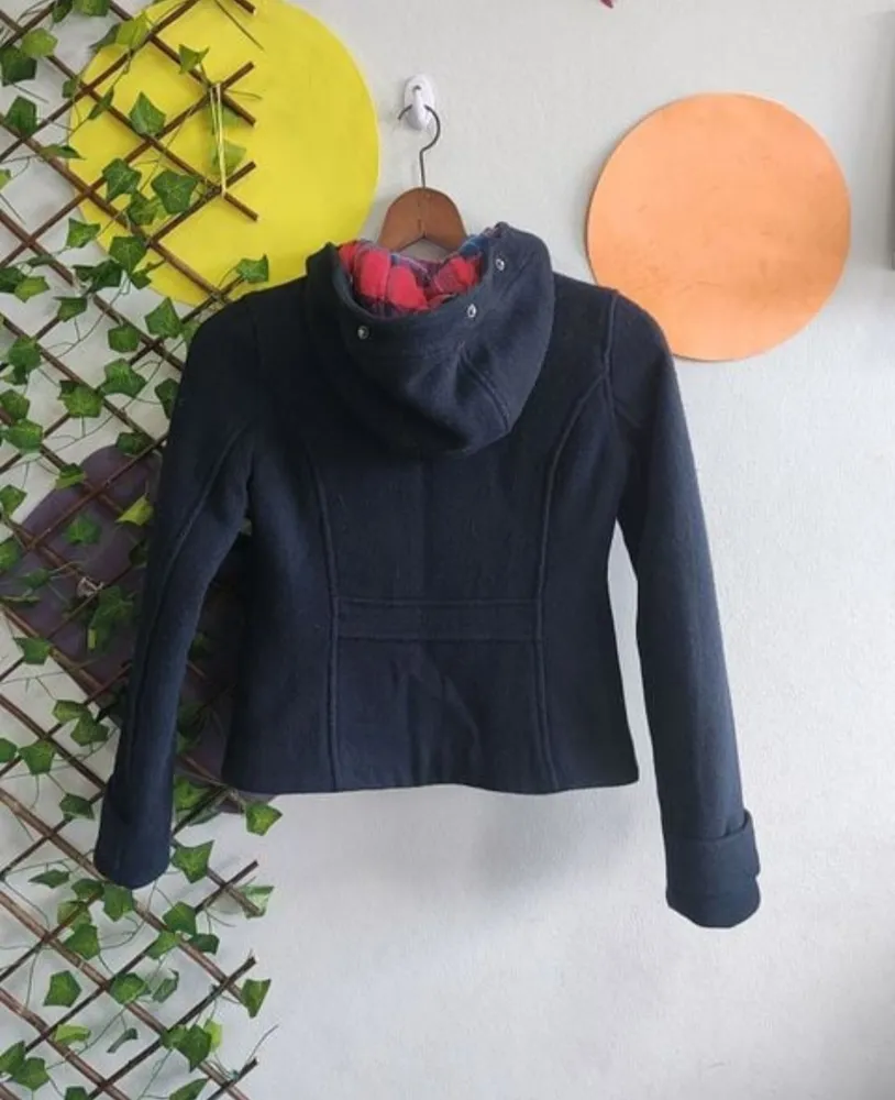 casaco infantil abercrombie, tamanho m (8/10 anos