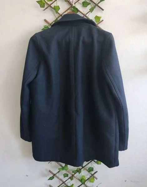 casaco gap moto coat melt em lã batida na cor azul marinho