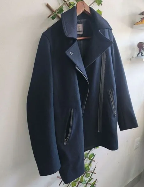 casaco gap moto coat melt em lã batida na cor azul marinho