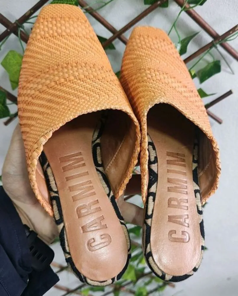 sapato mule carmim tamanho 35