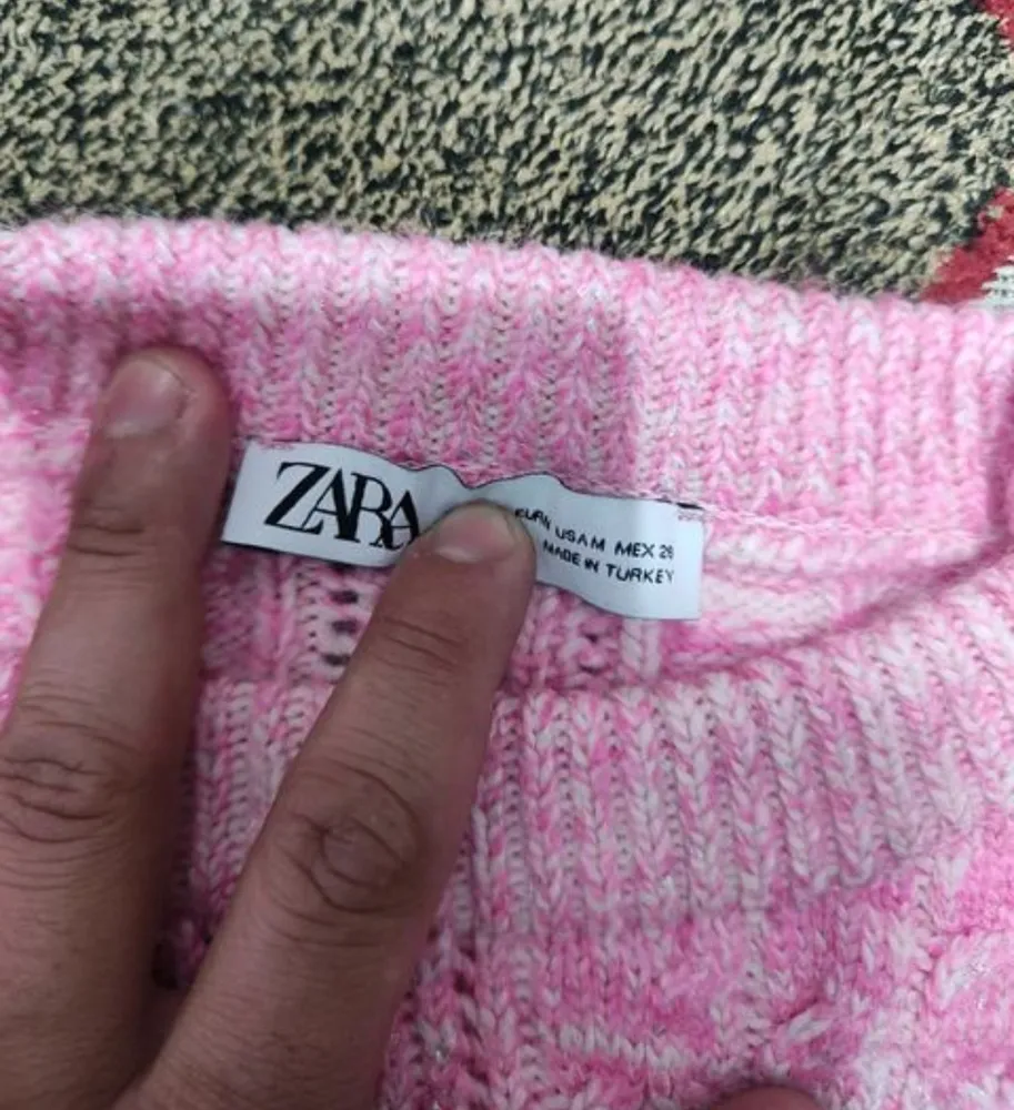 suéter cropped de trança metalizado da zara