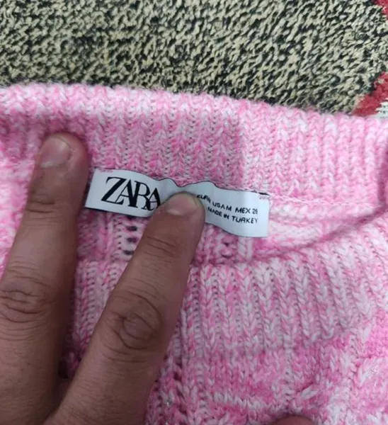 suéter cropped de trança metalizado da zara