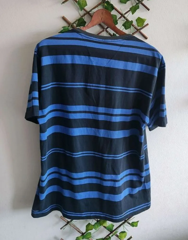 camiseta masculina  Tommy hilfiger denim
