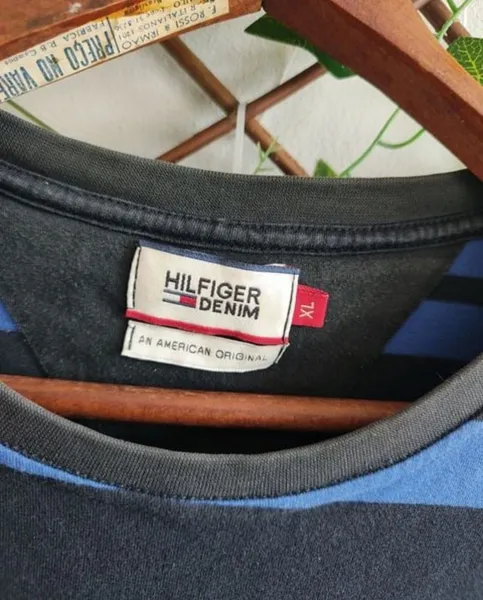 camiseta masculina  Tommy hilfiger denim