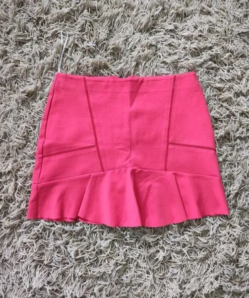 saia le lis blanc na cor rosa