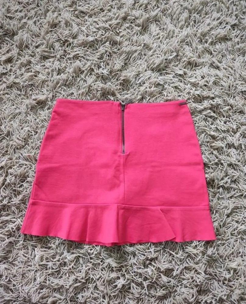 saia le lis blanc na cor rosa