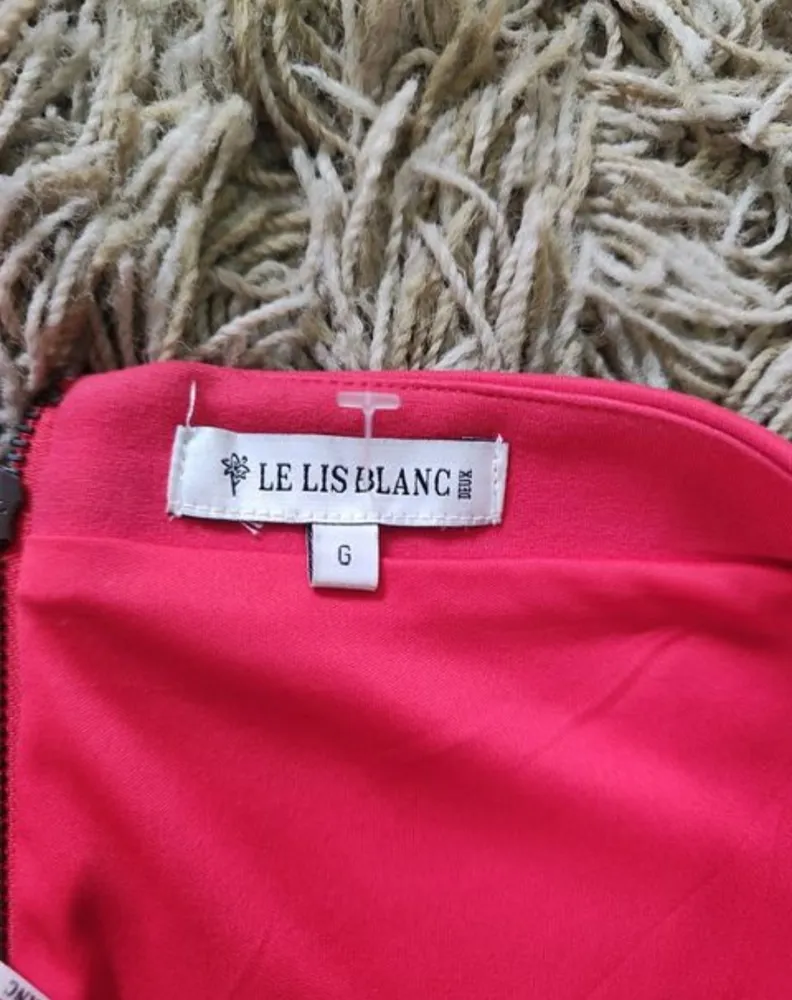 saia le lis blanc na cor rosa