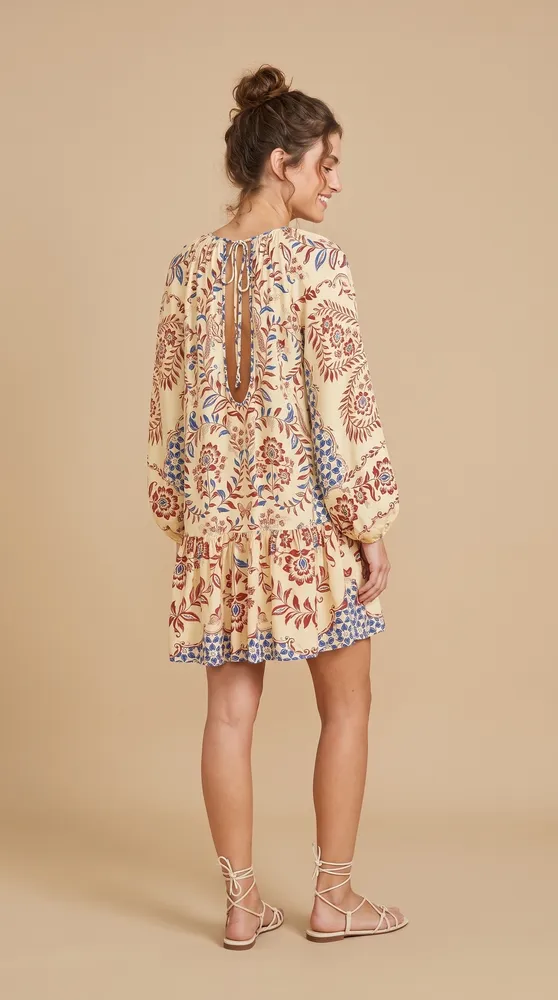 vestido farm novo s/ tag. vestido curto borbolina bege p
