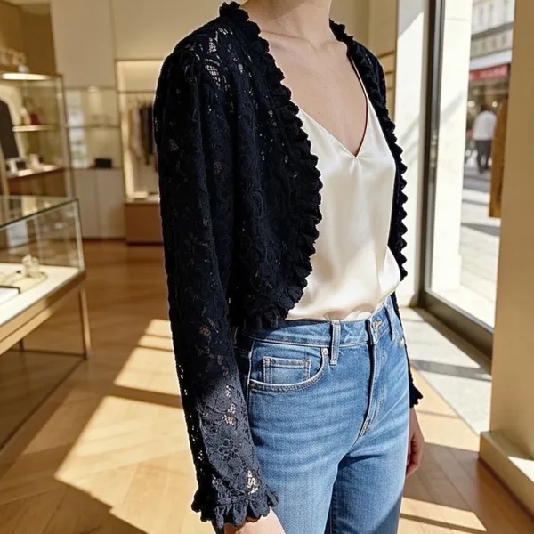 bolero em renda preta pp / p. cardigan. blazer. colete