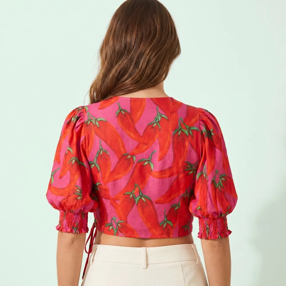 farm blusa cropped piri piri pimentas p
