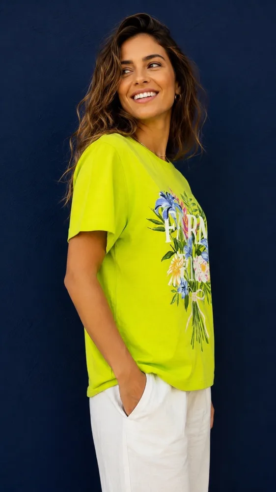 camiseta farm nova c/ tag. T-shirt buquê de flores m