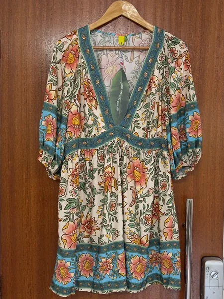 FARM Novo vestido Jardim Boho