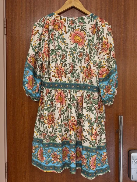 FARM Novo vestido Jardim Boho