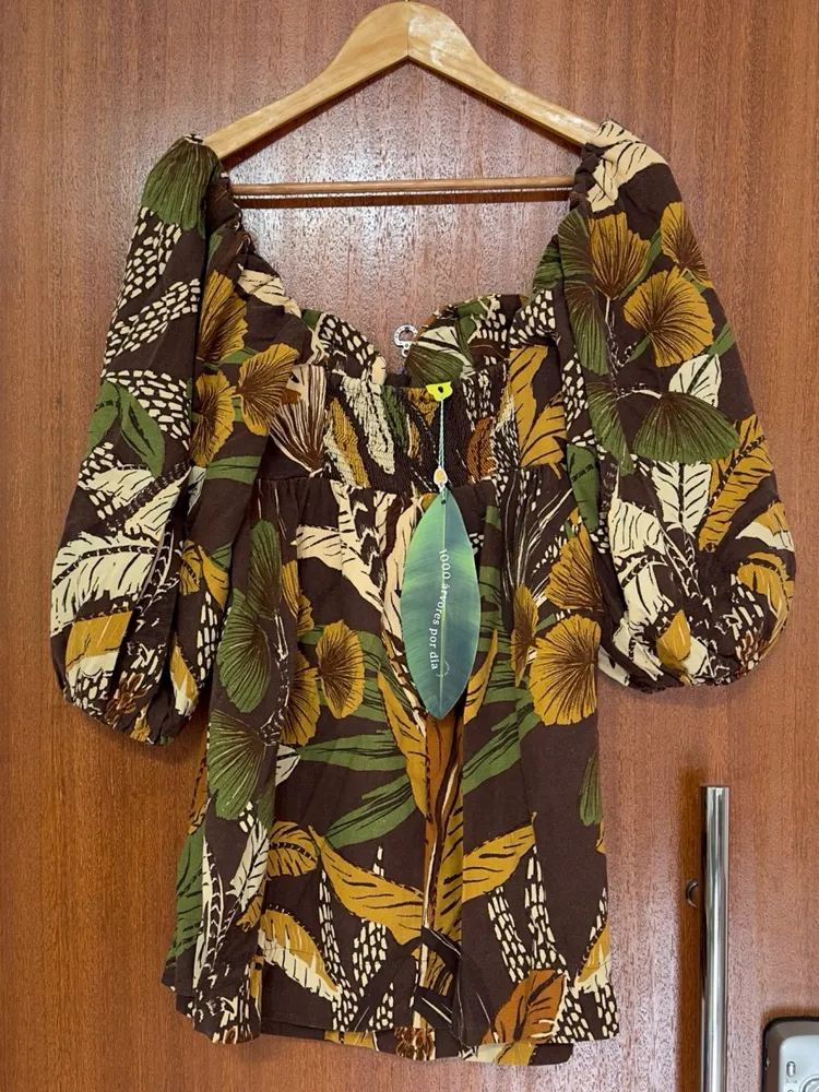 FARM novo c/ tag. vestido curto Floresta Sketch Marrom p