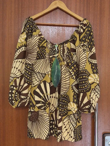 Vestido farm novo c/ tag. vestido curto mistura de caju