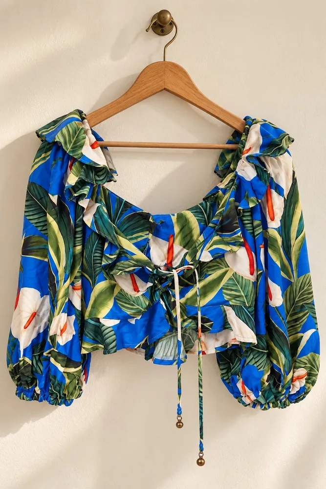 FARM nova Blusa cropped flor de antúrio p