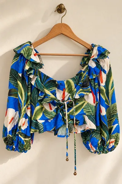 FARM nova Blusa cropped flor de antúrio p