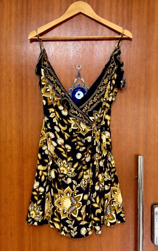 FARM novo P. Vestido curto envelope Flora Abacaxi