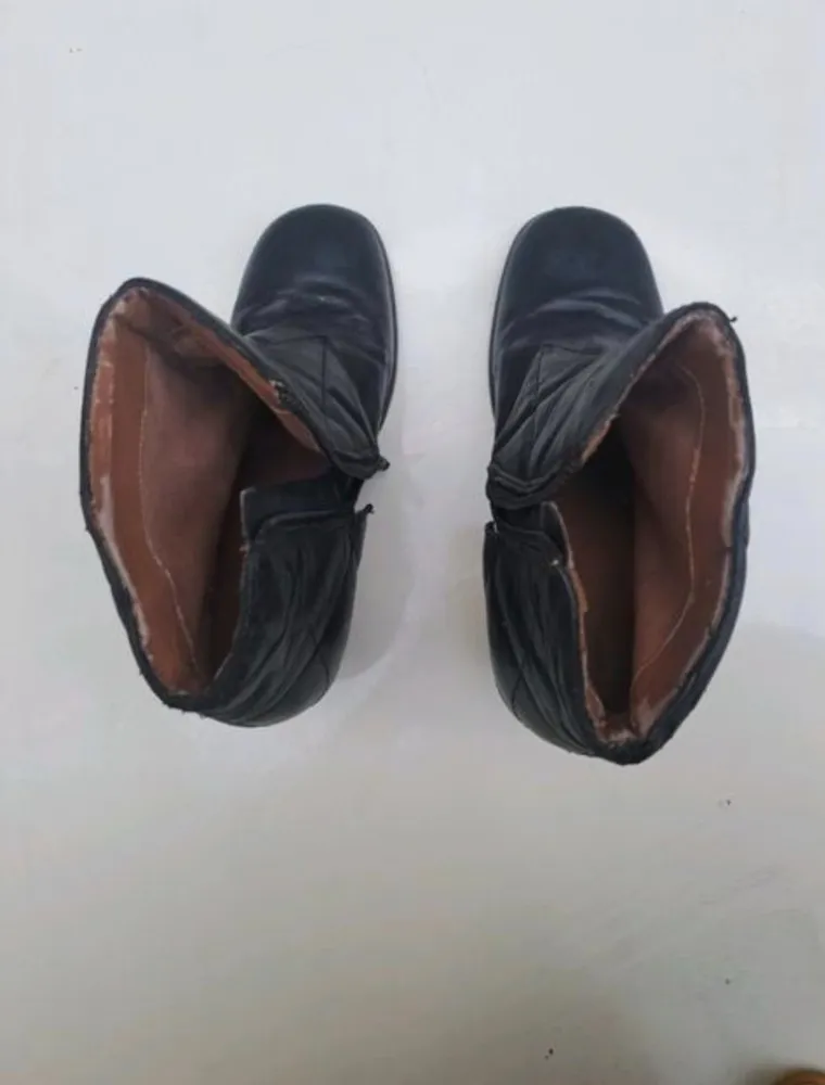 bota arezzo cano curto  salto 9 cm