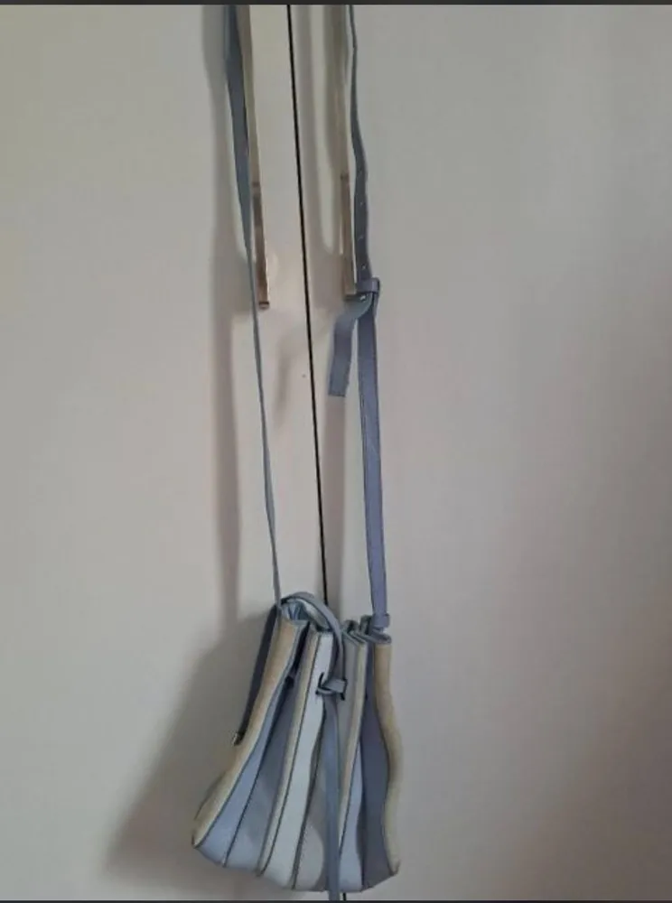 bolsa bucket arezzo couro legítimo