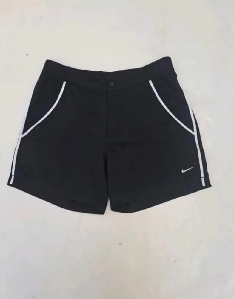 short nike dri-fit preto