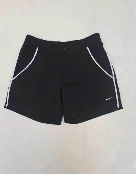 short nike dri-fit preto