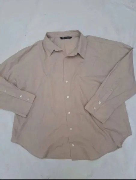 Camisa Zara mangas lingas Bege Tam - G