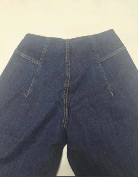 calca jeans femijina Maria Filó  cintura alta tam 38