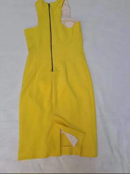 Vestido zara basic amarelo tam P