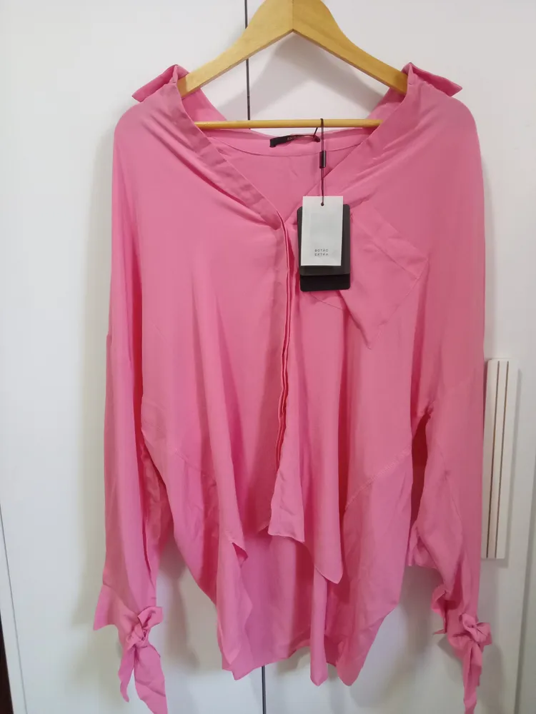Camisa Animale seda rosa com babados tam 40