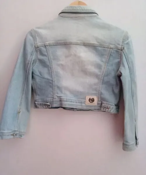 Jaqueta jeans cropped vintage Carmim