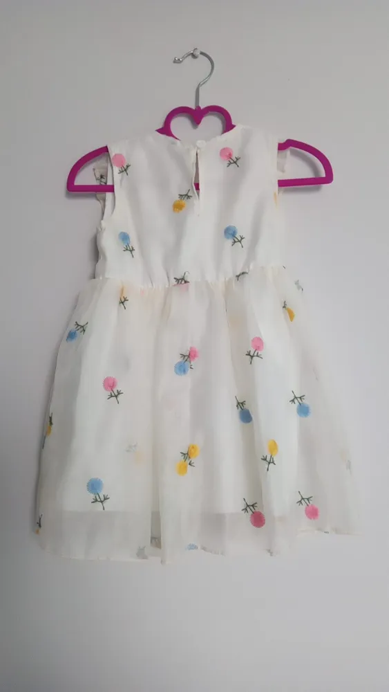 Vestido infantil  bordado