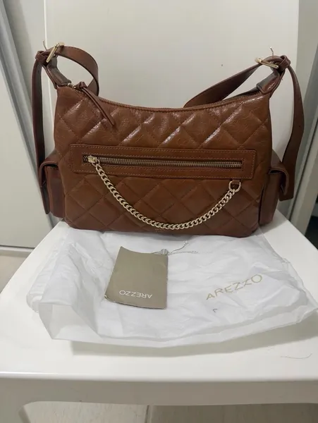 bolsa arezzo caramelo matelassê