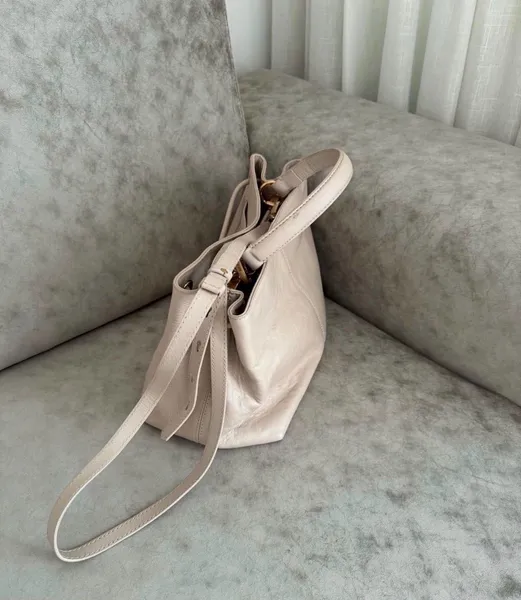 bolsa arezzo off white colecao nova